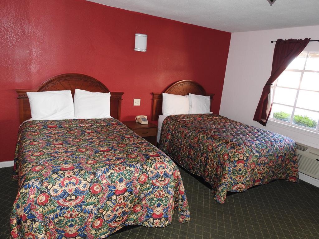 Mayo Inn Розуел Екстериор снимка